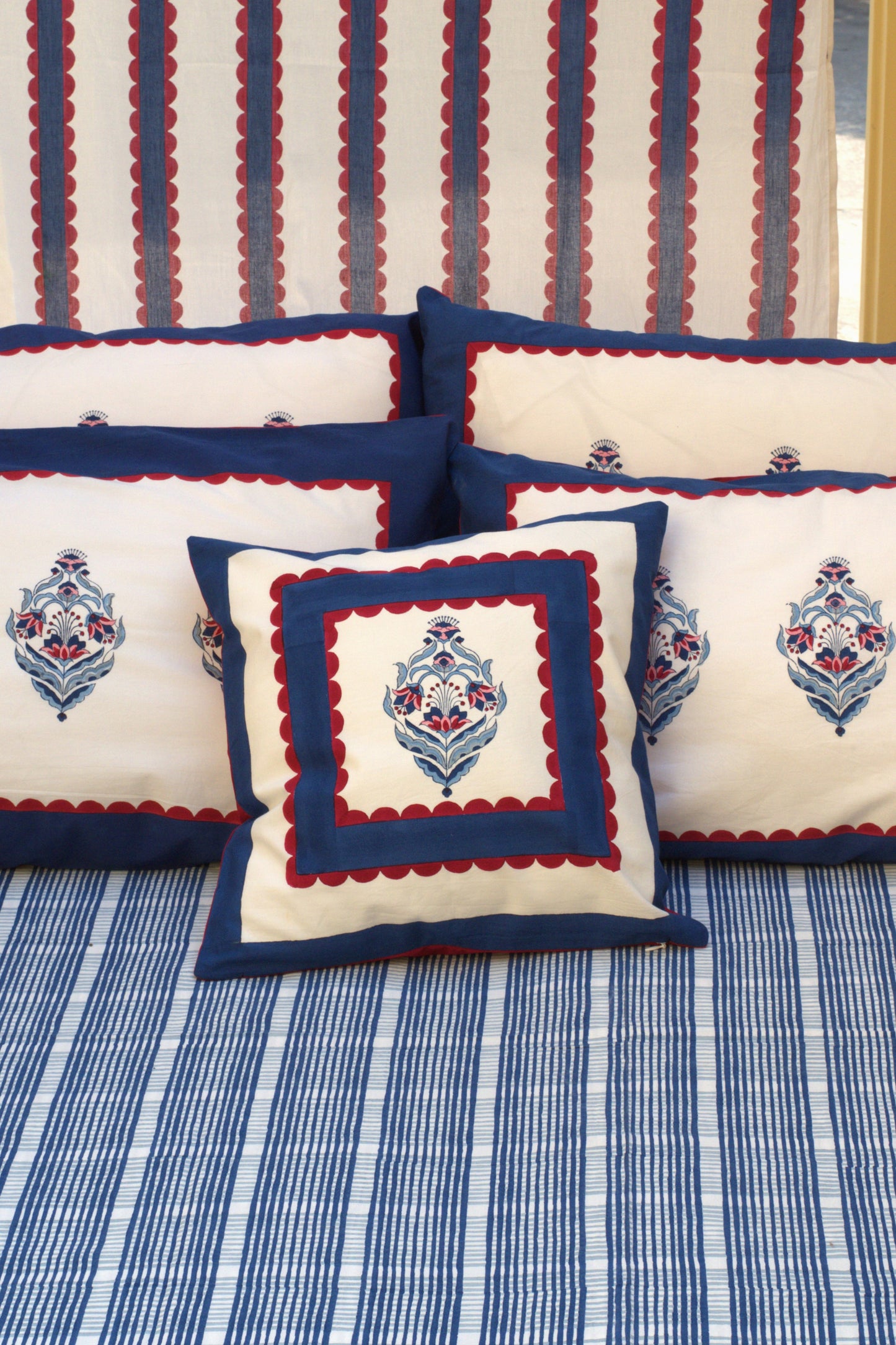 Wellingdon Blue Bedsheet Set