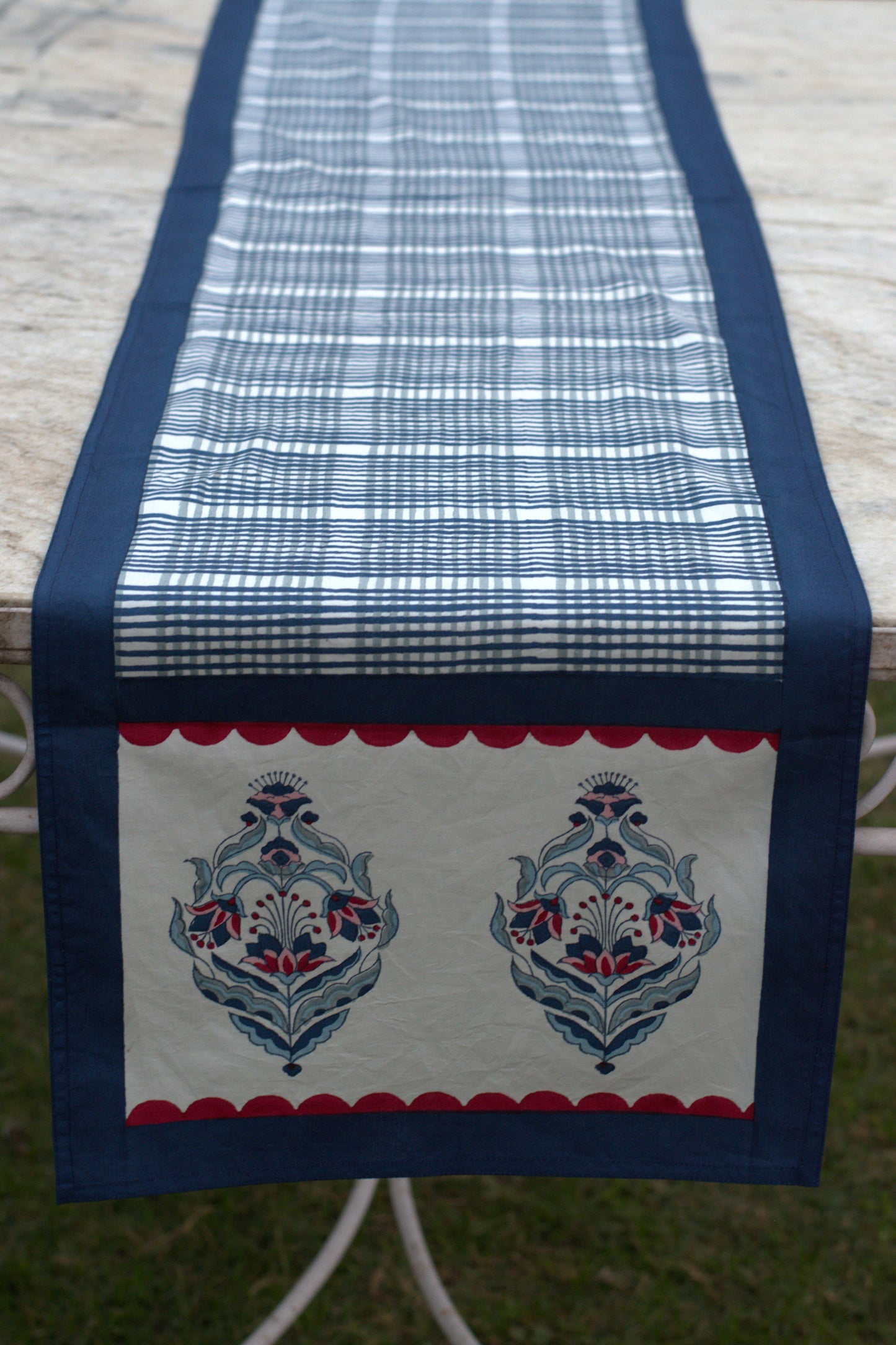 Wiilingdon Blue Tiles Table Runner