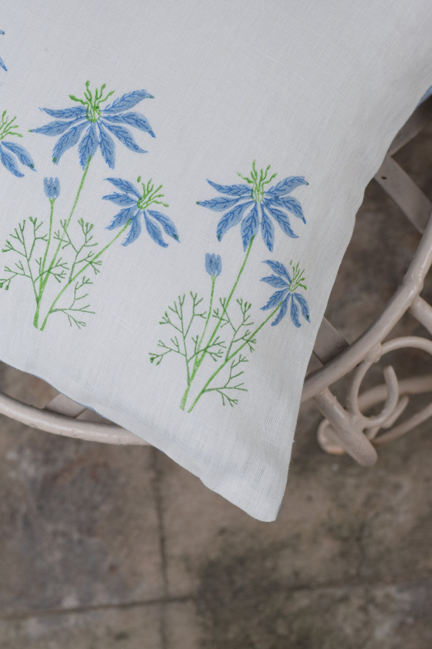 Kallonji Linen Cushion Cover