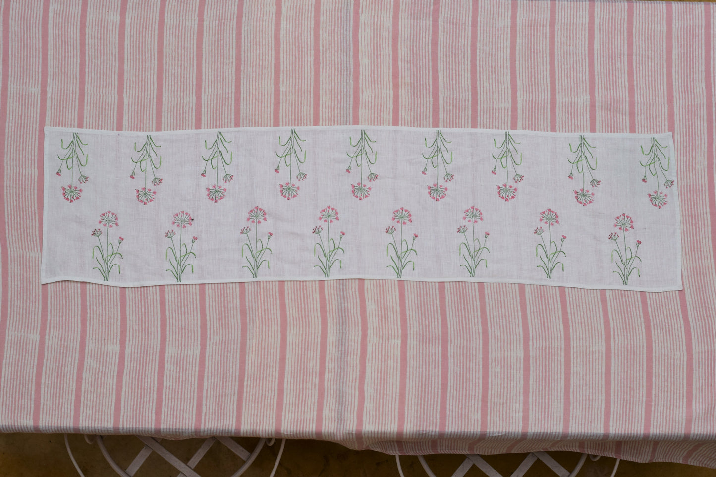Rynsun Linen Runner