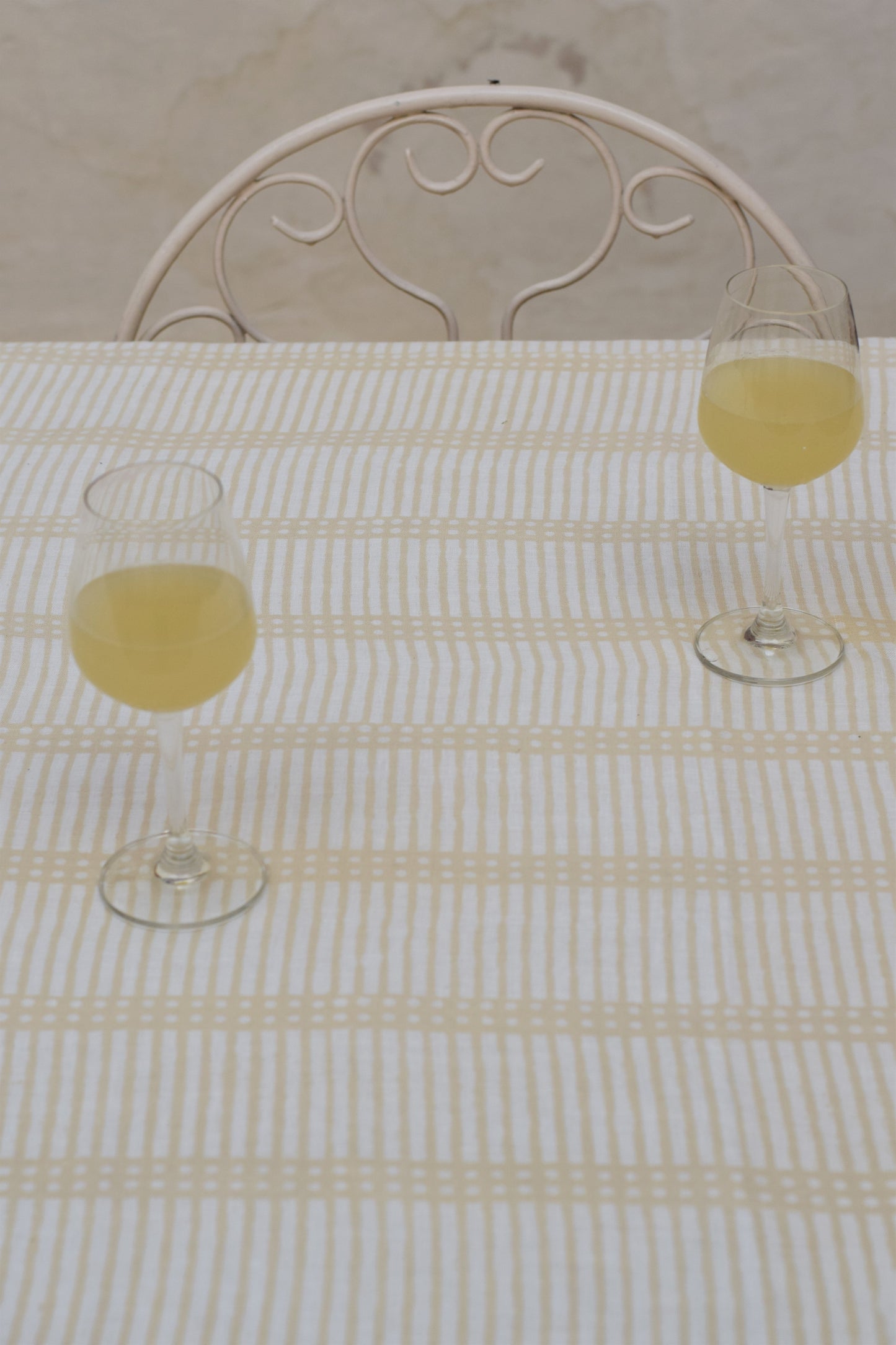 Badami Rekh Linen Table Cover