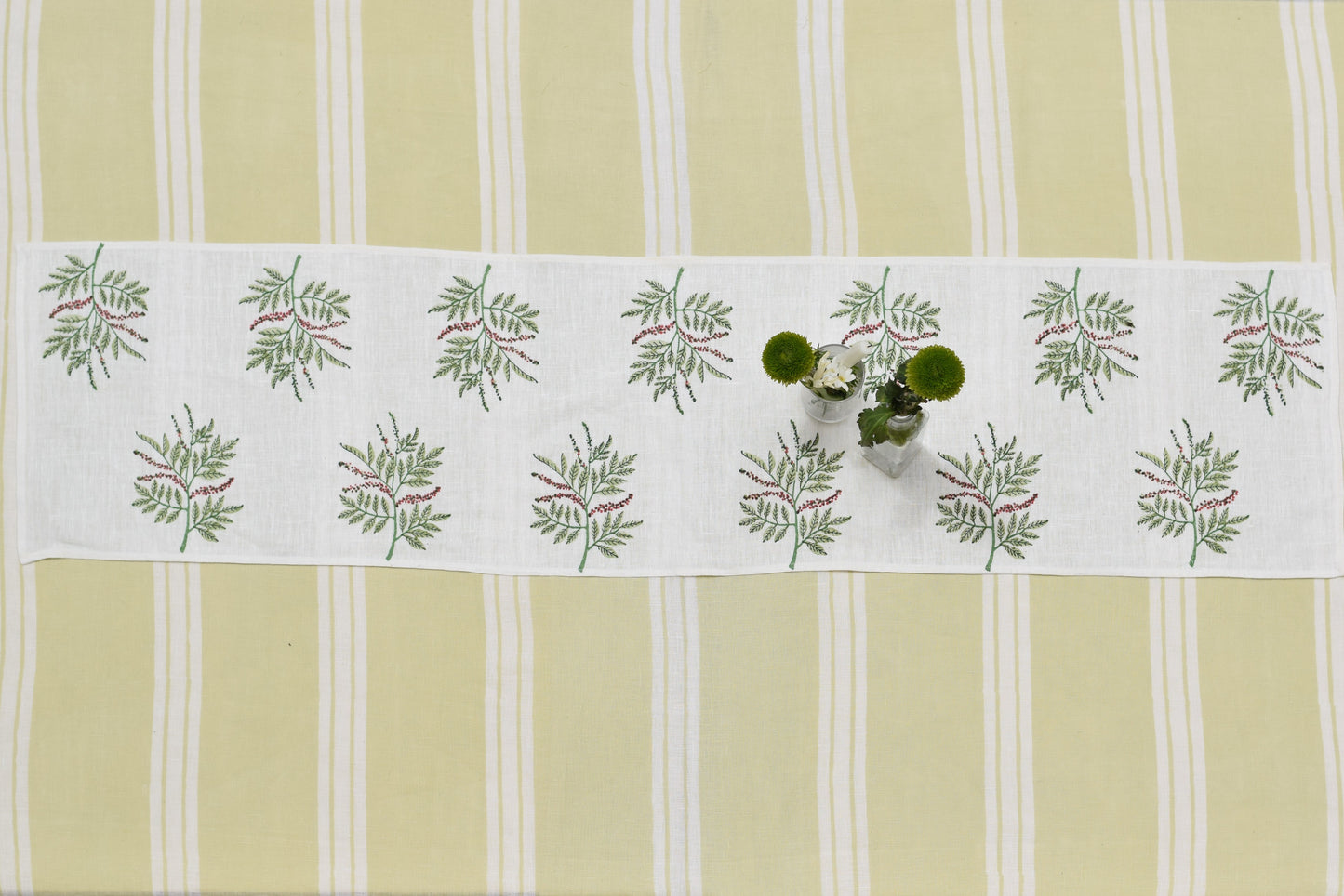 Kurumulak Linen Runner