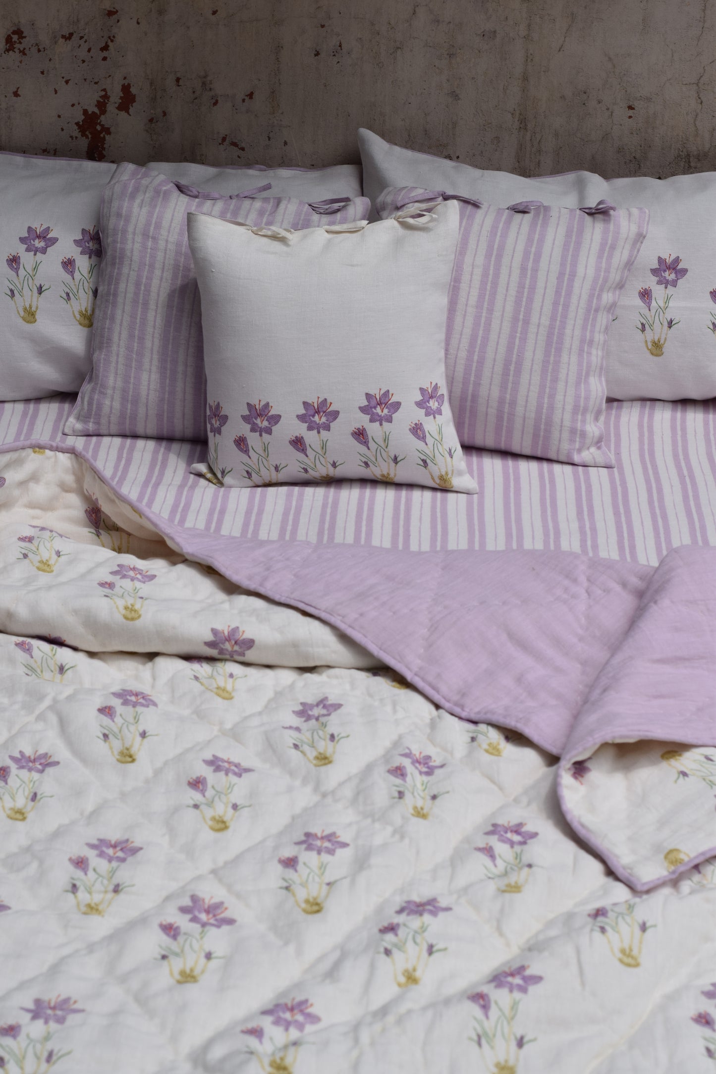 Zafran Linen Bedsheet Set