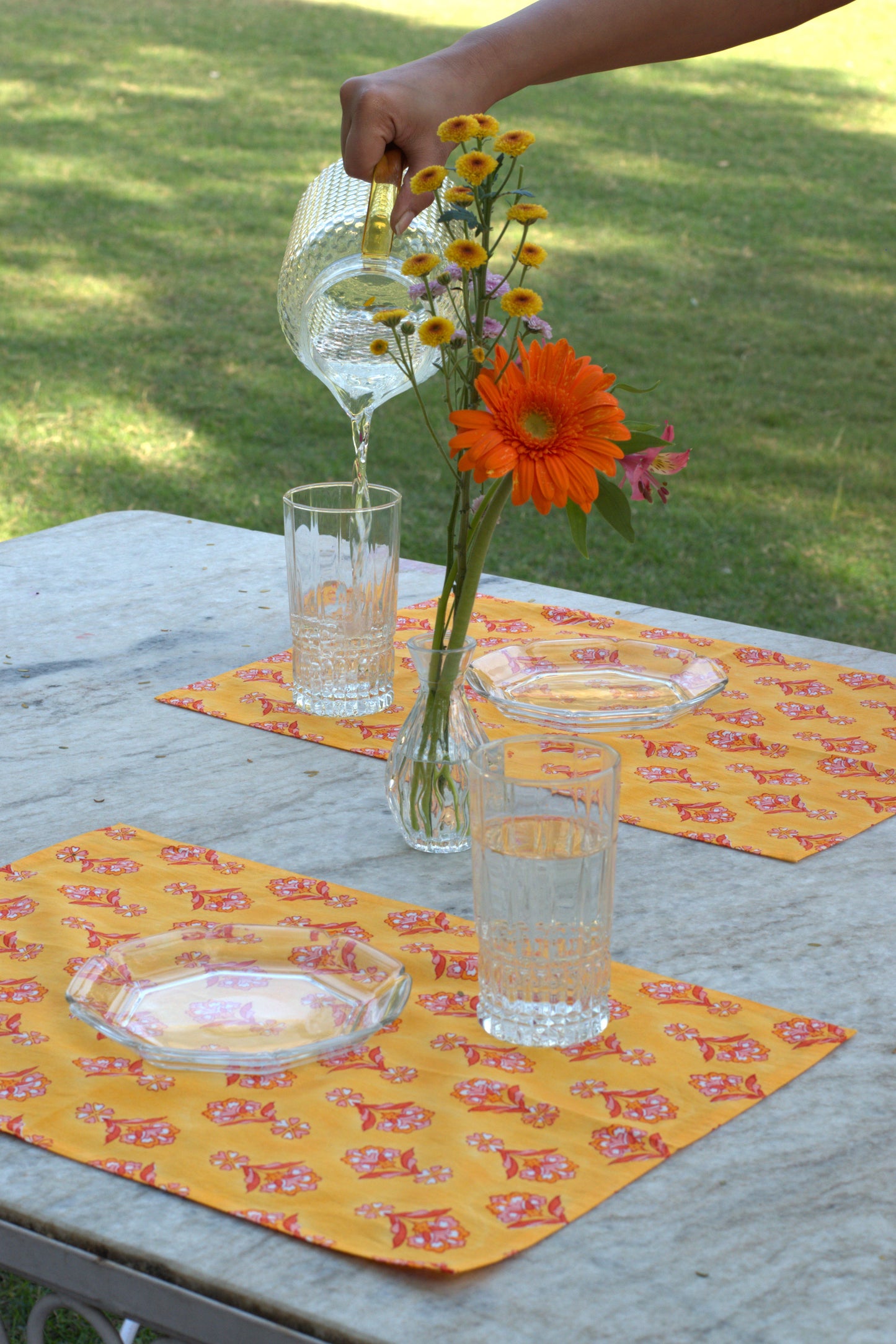 Lillian's Summer Bunch Placemat Set