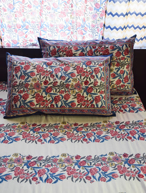 Open image in slideshow, Kyaari Blue Cotton Bedsheet
