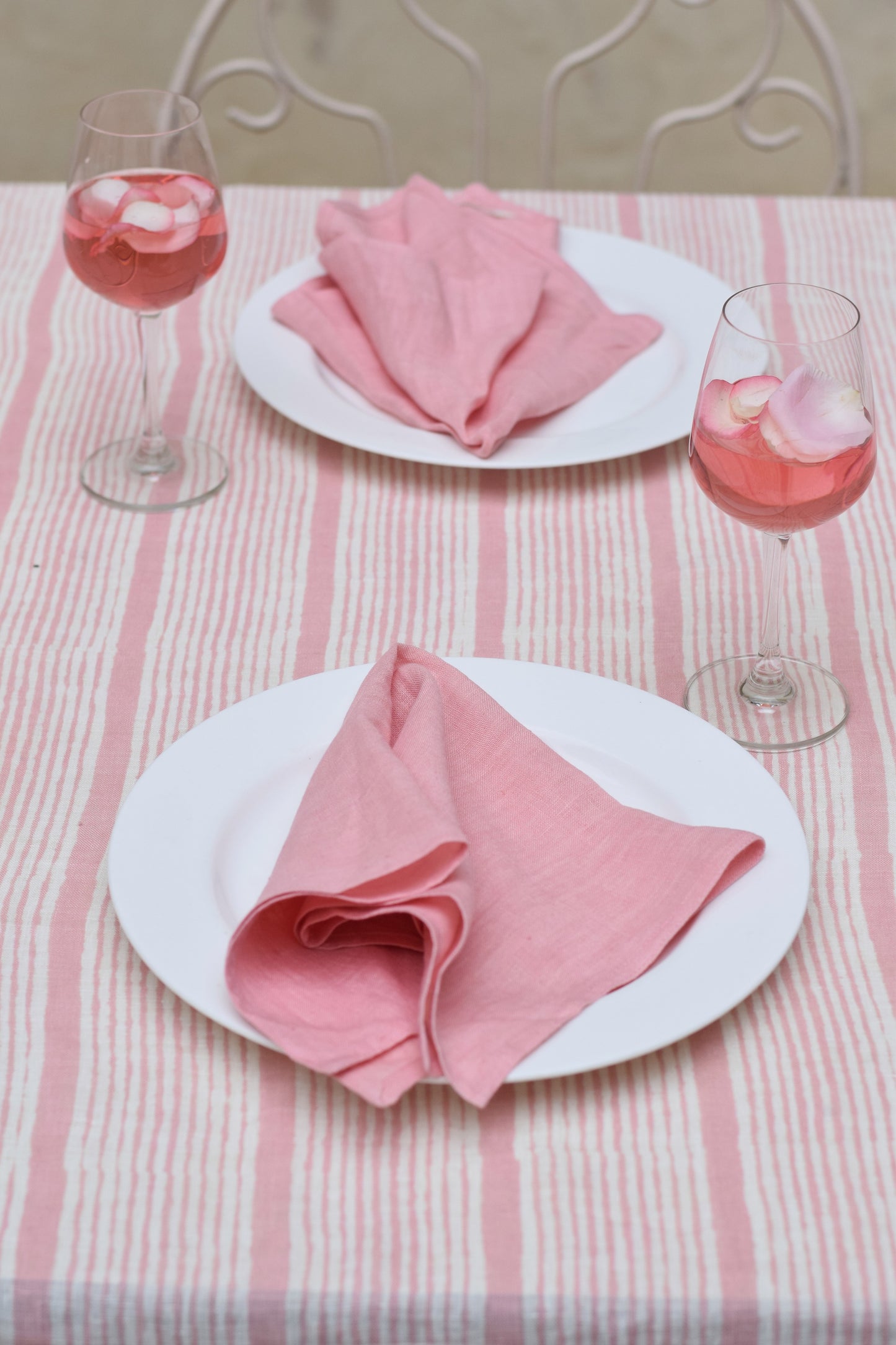 Gulaabi Linen Napkins