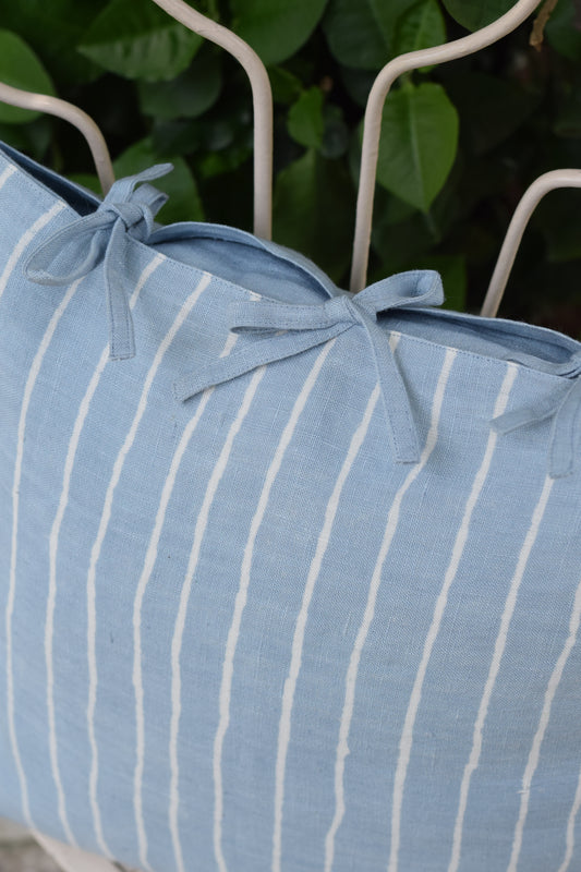 Asmaani Rekh Linen Cushion Cover