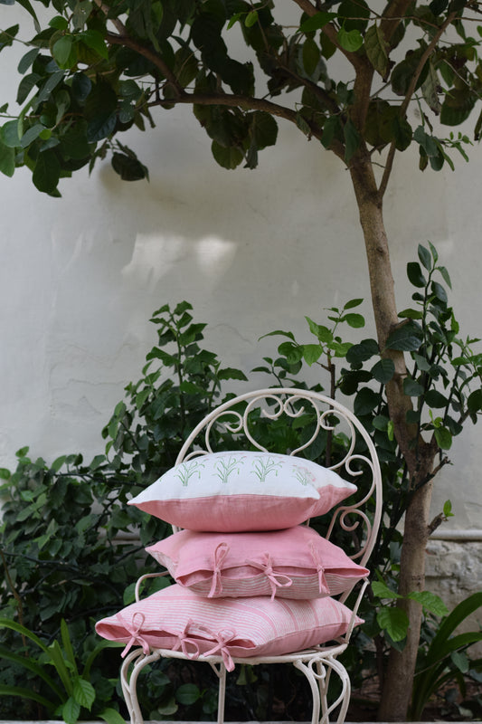 Gulaabi Rekh Linen Cushion Cover