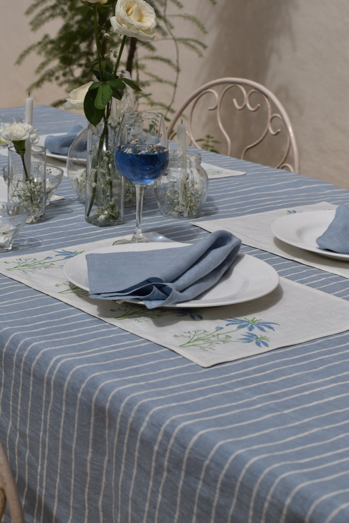 Asmaani Rekh Linen Table Cover
