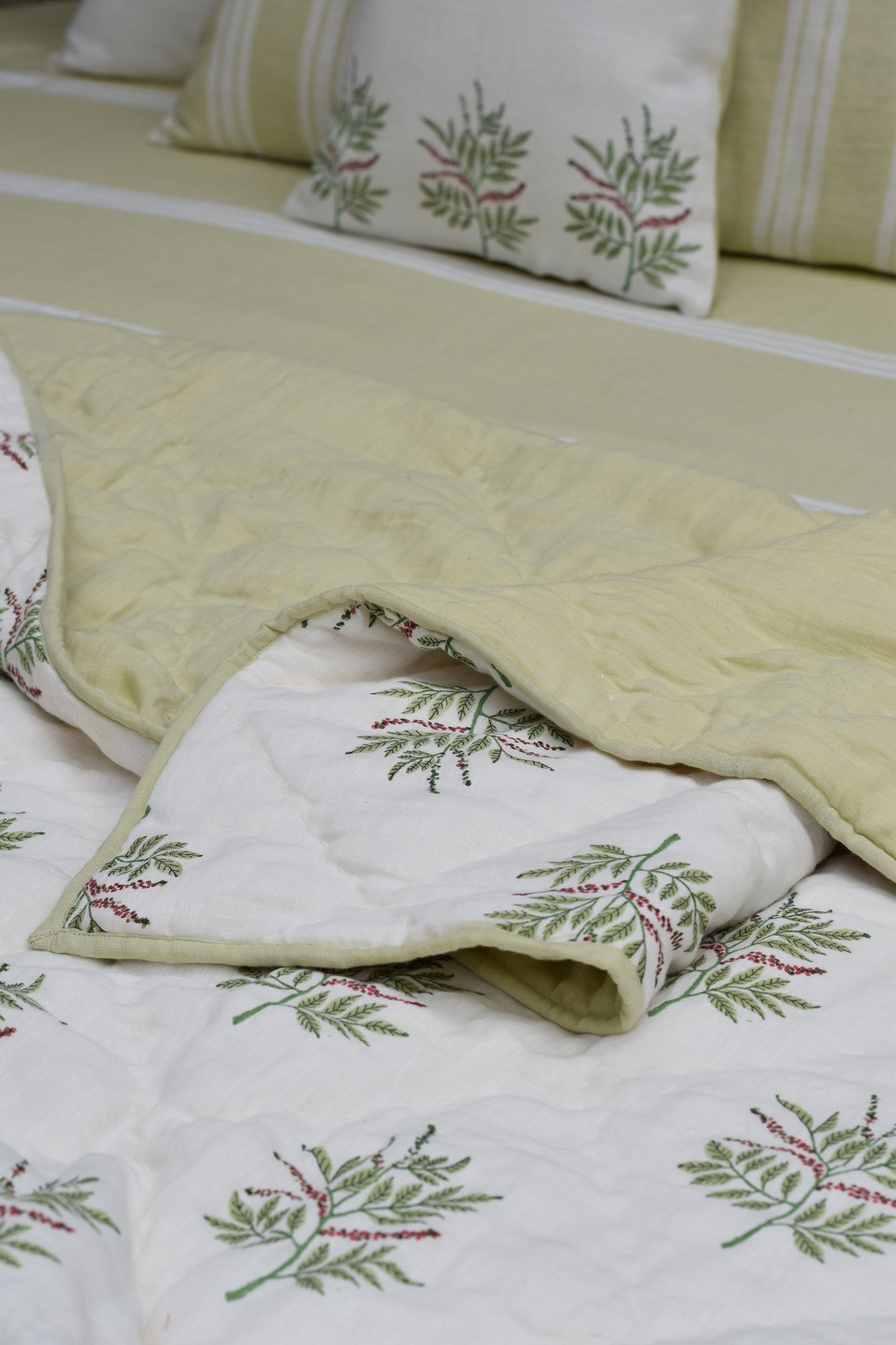Kurumulak Linen Blanket