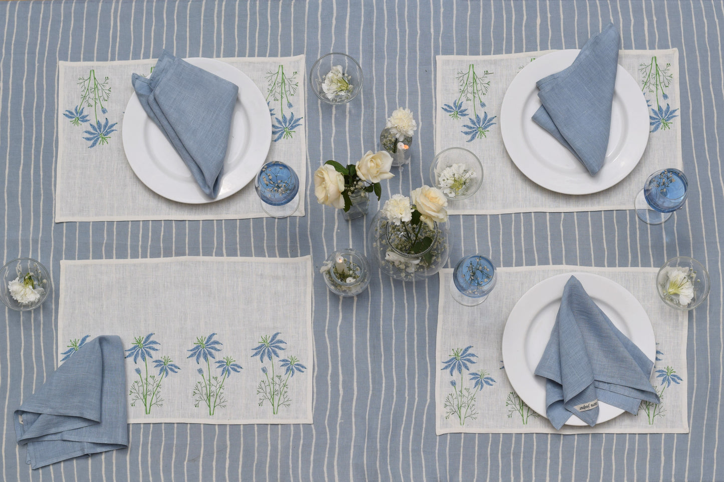 Asmaani Rekh Linen Table Cover